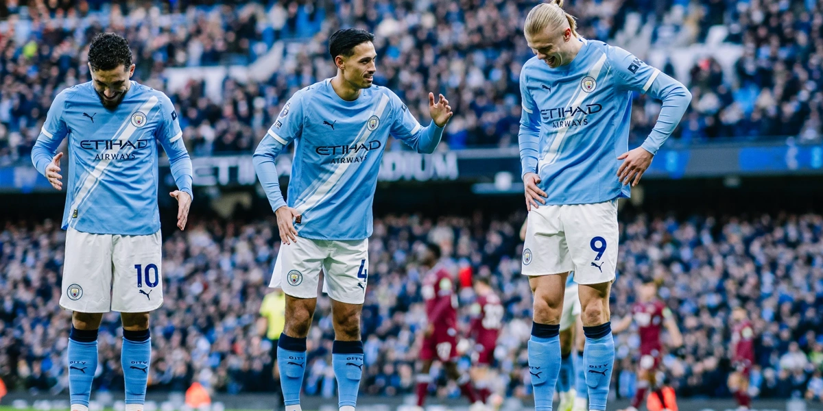 Manchester-City-Terus-Memberi-Tekanan