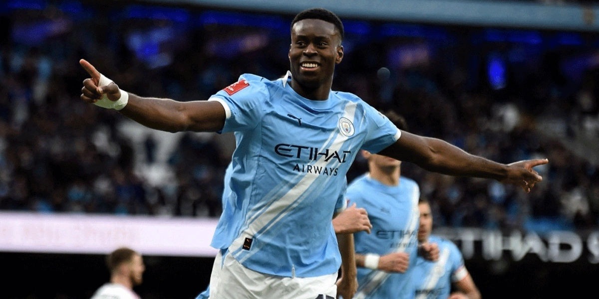 Marc Guehi Menikmati Perjalanan Adaptasi di Manchester City Marc Guehi Menikmati Perjalanan Adaptasi di Manchester City